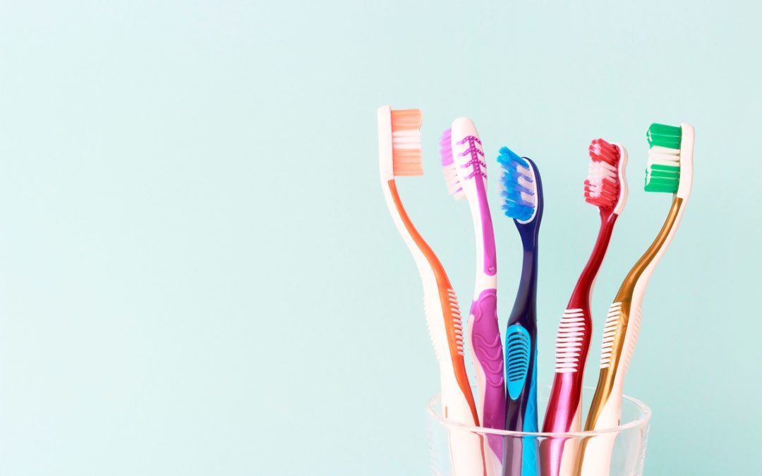 Can Your Toothbrush Harbor Germs